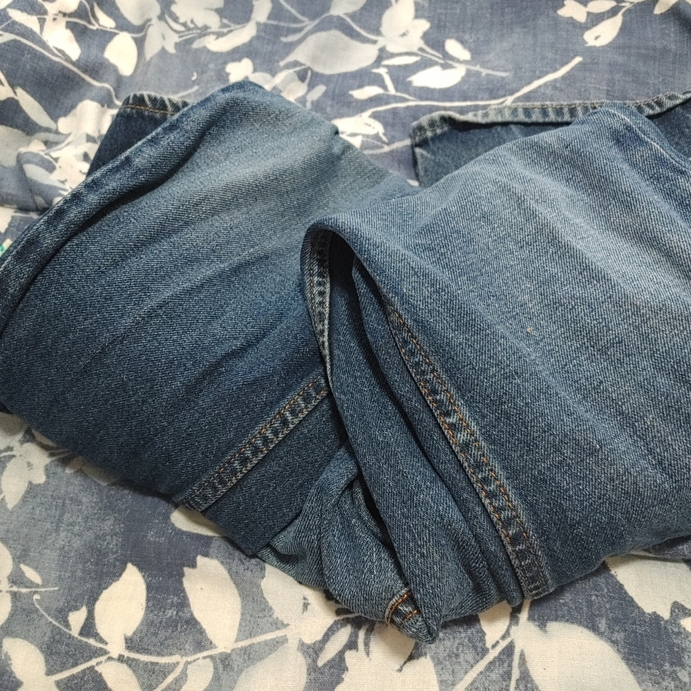 Jean - Picture 3 of 3